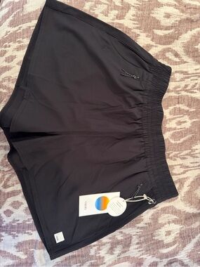 Vuori Black Women’s Athletic Shorts